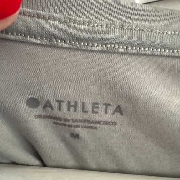 ATHLETA RUCHED CASUAL ATHLEISURE CREWNECK TEE SZ M - Picture 3 of 3